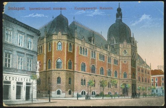 Budapest  Museum | antikvariat - detail pohlednice