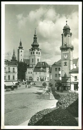 Banska Bystrica  Masarykovo namesti | antikvariat - detail pohlednice