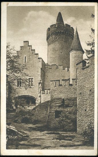 Nadvori hradu Kokorina | antikvariat - detail pohlednice