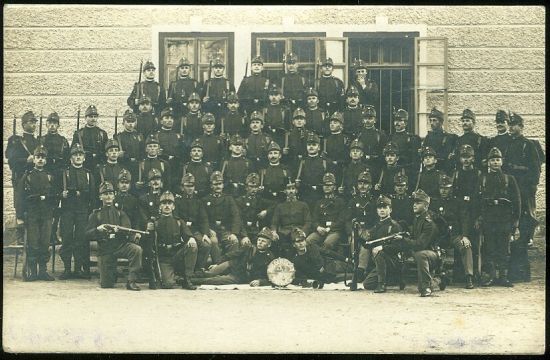 Vojaci  skupina | antikvariat - detail pohlednice