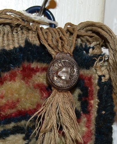 Rucne tkany koberec | antikvariat - detail starozitnosti